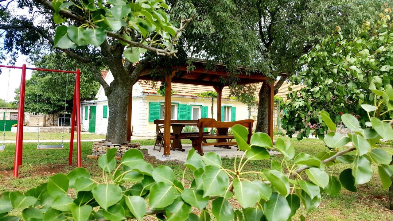 Village House Fafarinka - Close To Krka National Park Konjevrate Ngoại thất bức ảnh